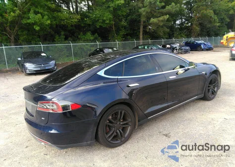 2013 Tesla Model S from USA, damaged, VIN 5YJSA1CN6DFP26150